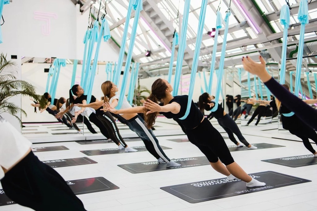 Aerostretching in Downtown Dubai
