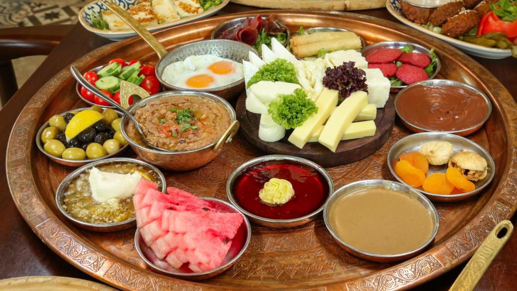 Your Guide To The Biggest Breakfast Platters In Downtown&nbsp;Dubai