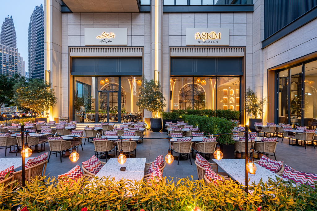 Breakfast in Downtown Dubai at Askim