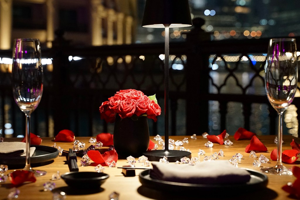 Best Valentine's Day offer Downtown Dubai - Tang